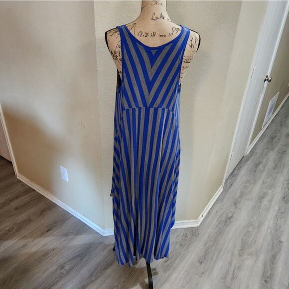 Bcbgmaxazria striped asymmetrical hem dress size‎ small - Picture 3 of 5
